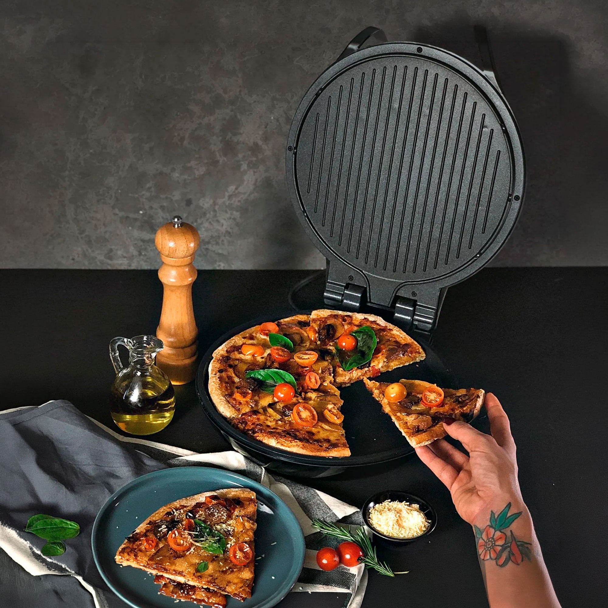 Pizza Maker Home Elements 1300W HE-828G